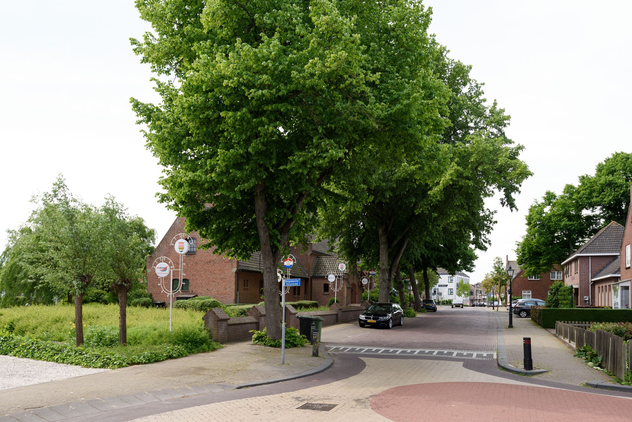 Photo 18 of Burgemeester Viezeestraat 1-A