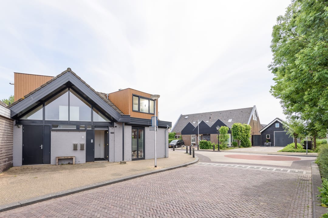 Photo 7 of Burgemeester Viezeestraat 1-A