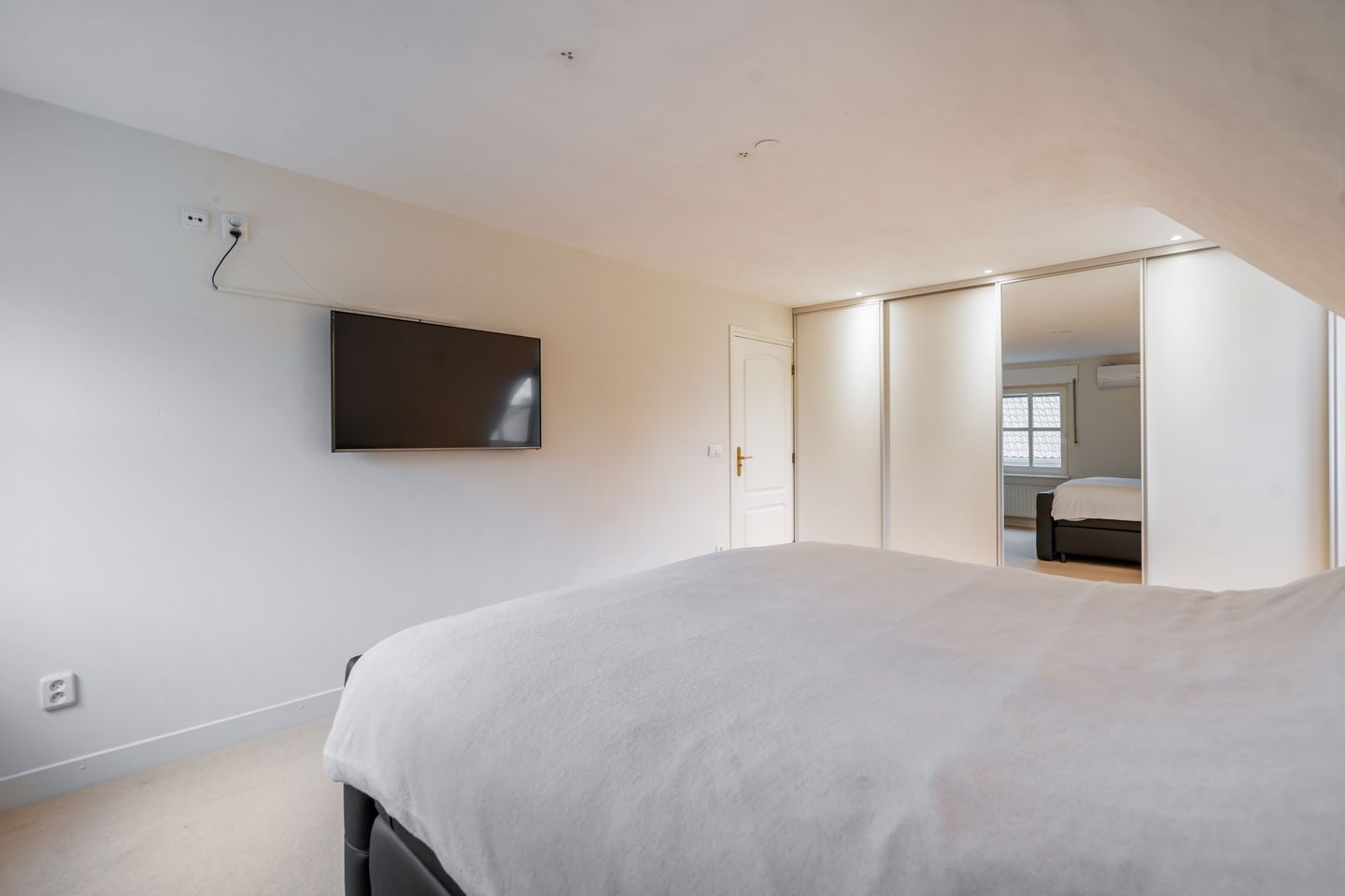 Foto 29 van Lambroekweg 35