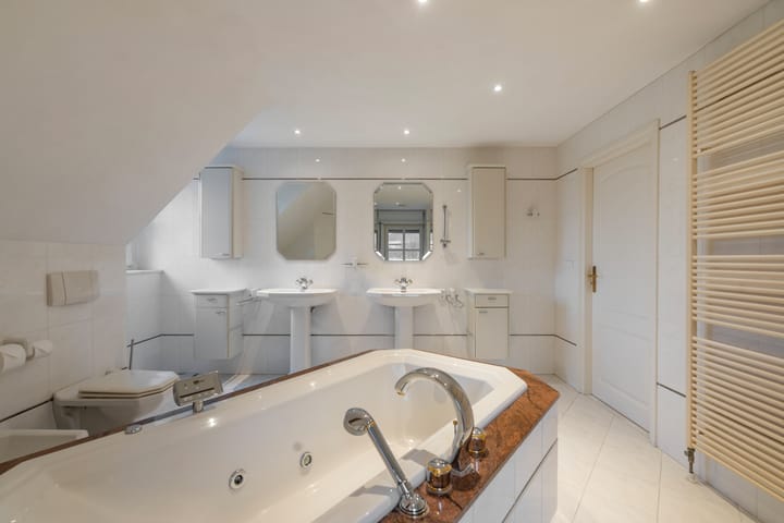 Foto 32 van Lambroekweg 35