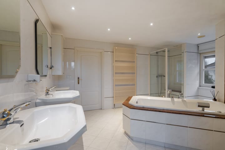 Foto 33 van Lambroekweg 35