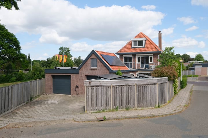 Foto 26 van Kerkhofsweg 8