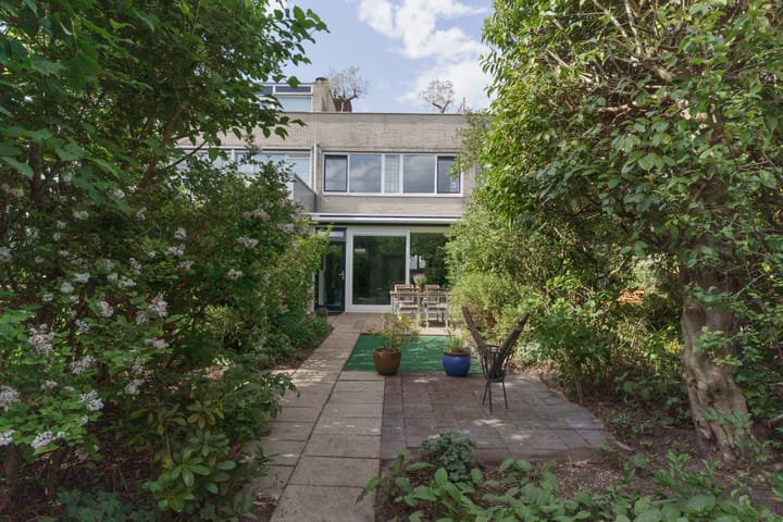 Foto 13 van Sadatweg 93