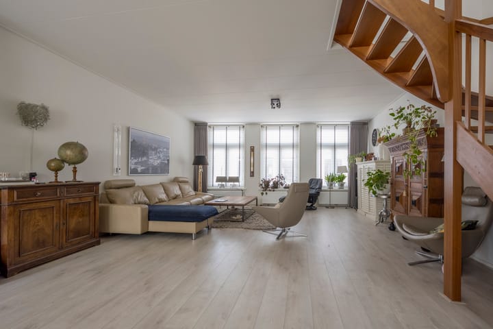 Foto 15 van Grote Haag 4