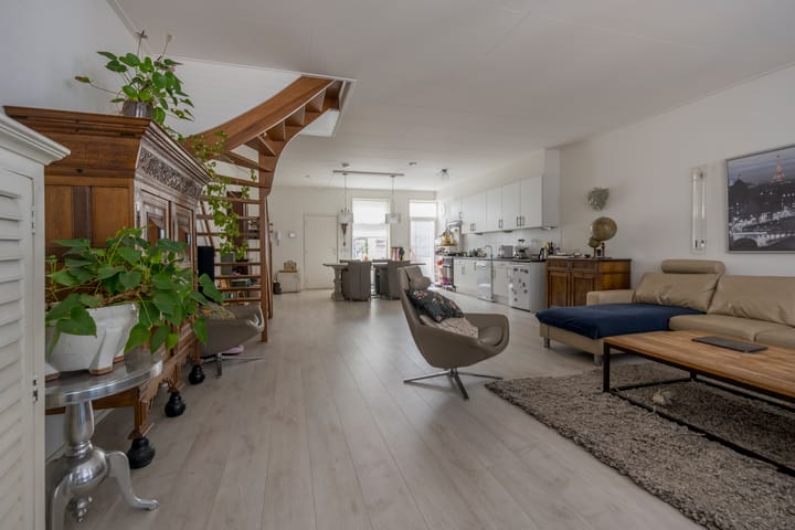 Foto 17 van Grote Haag 4