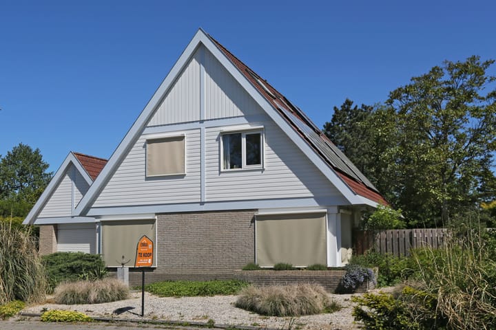 Photo 7 of Waterlelie 3