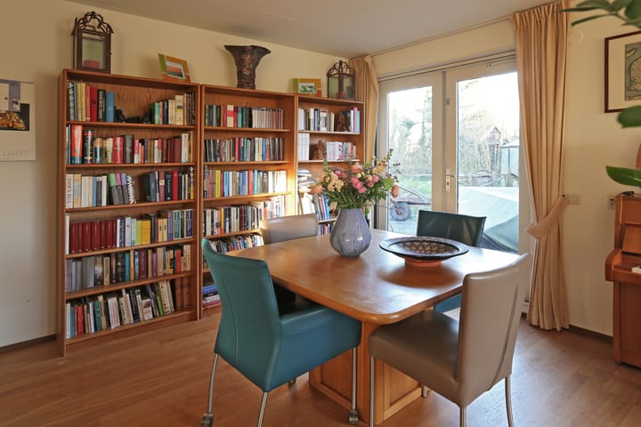 Photo 18 of Waterlelie 3