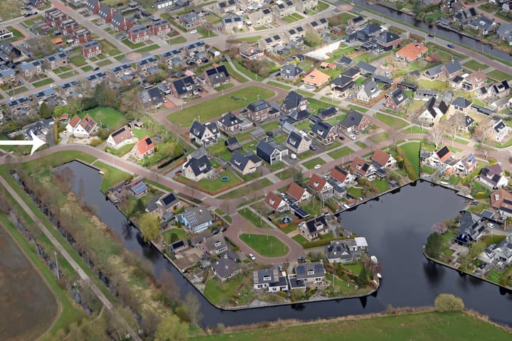 Photo 60 of Waterlelie 3