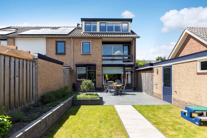 Foto 32 van Waterjufferstraat 40