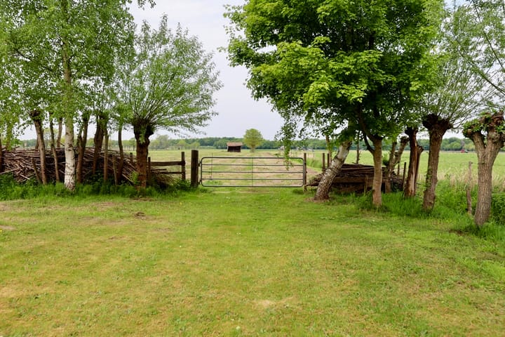 Photo 33 of Wakkerendijk 190