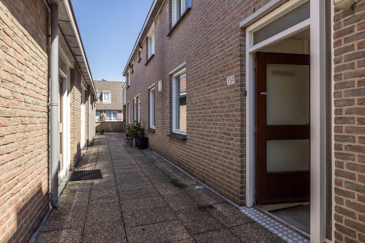 Foto 2 van Lakenweversplein 35-D