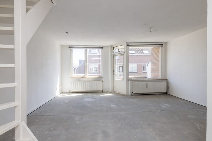 Foto 9 van Lakenweversplein 35-D