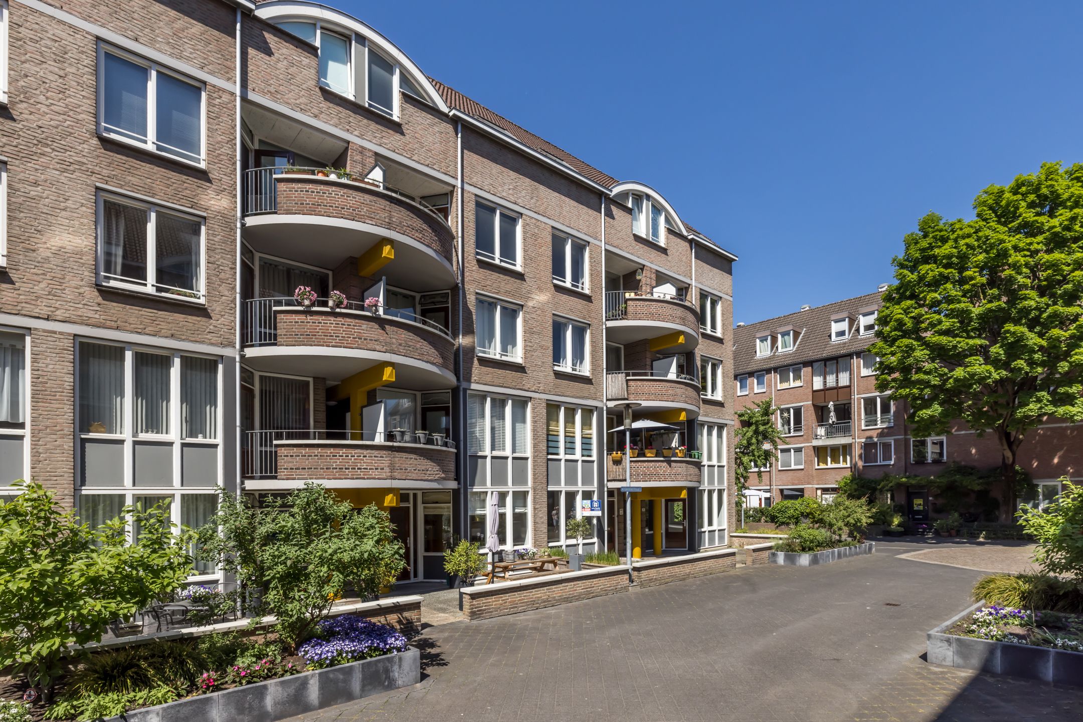 Foto 33 van Lakenweversplein 35-D