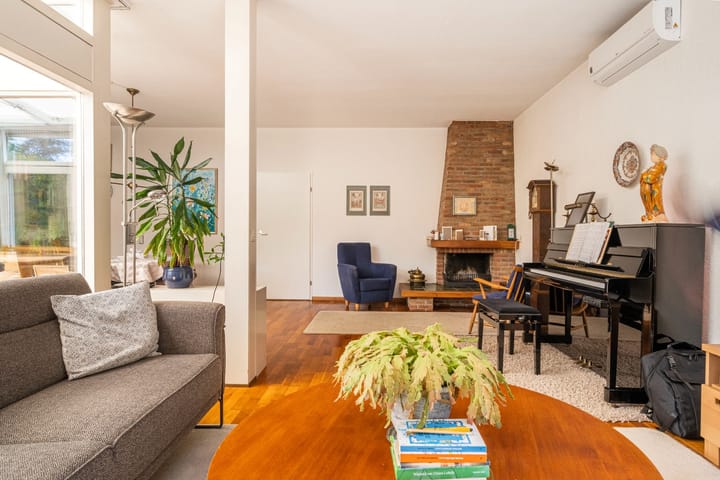 Foto 7 van Weezenhof 8365