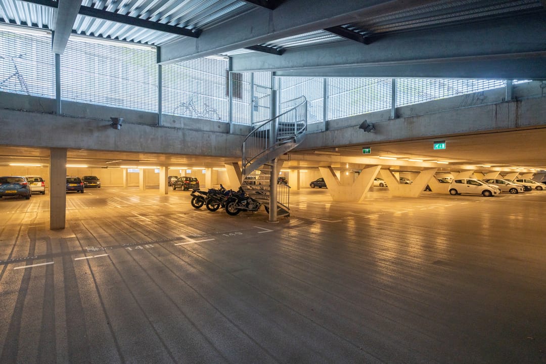 Foto 26 van Professor de Moorplein 529