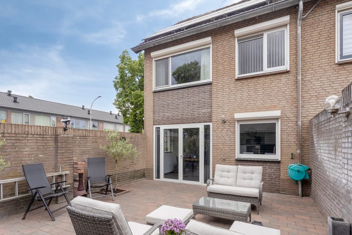 Foto 5 van Bizetstraat 2