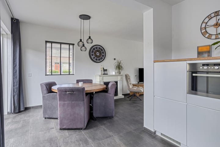 Foto 13 van Bizetstraat 2