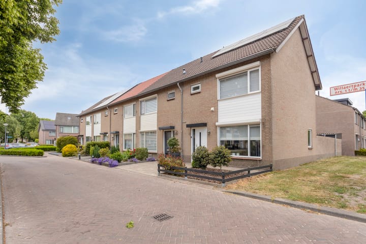 Foto 35 van Bizetstraat 2