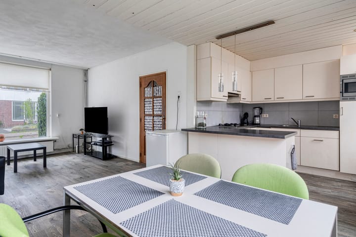 Foto 11 van Loofhout 12