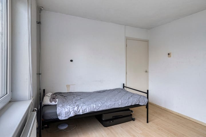 Foto 17 van Loofhout 12