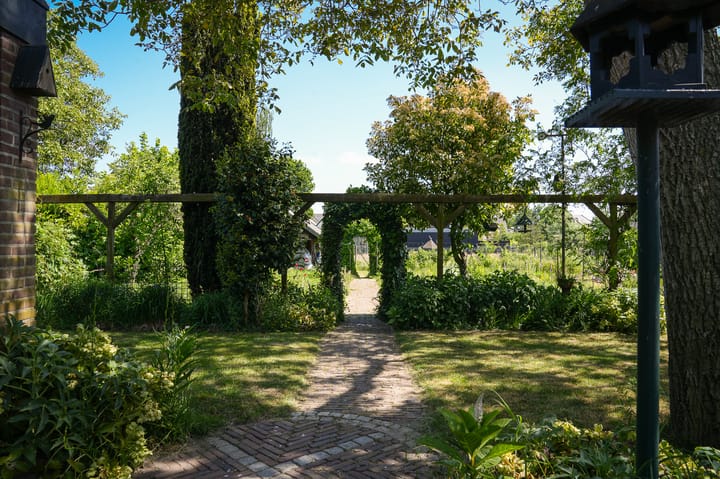 Foto 2 van Past. van Haarenstraat 7