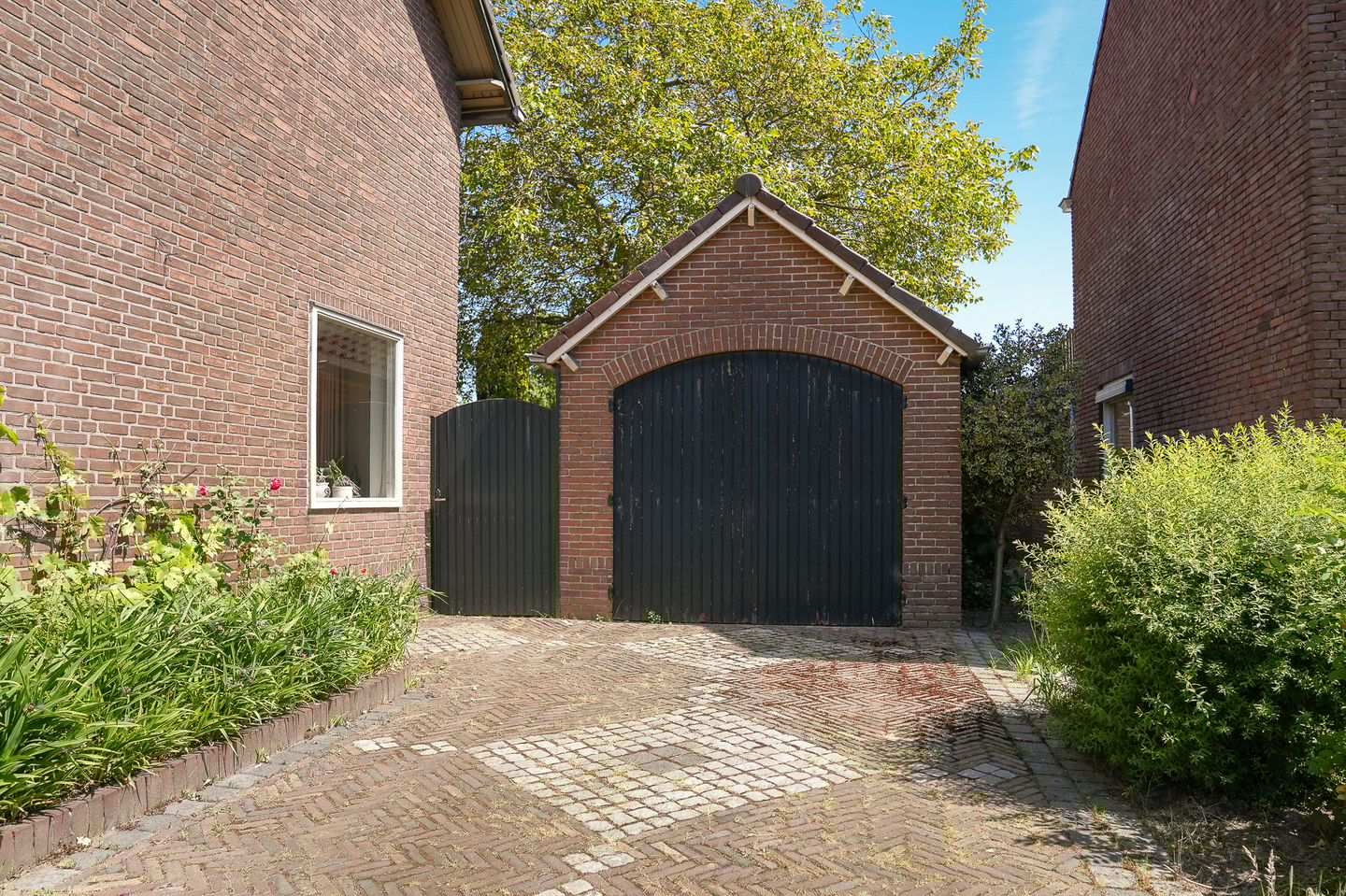 Photo 50 of Past. van Haarenstraat 7