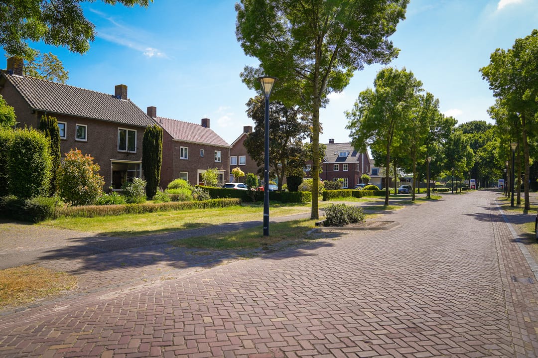 Photo 52 of Past. van Haarenstraat 7