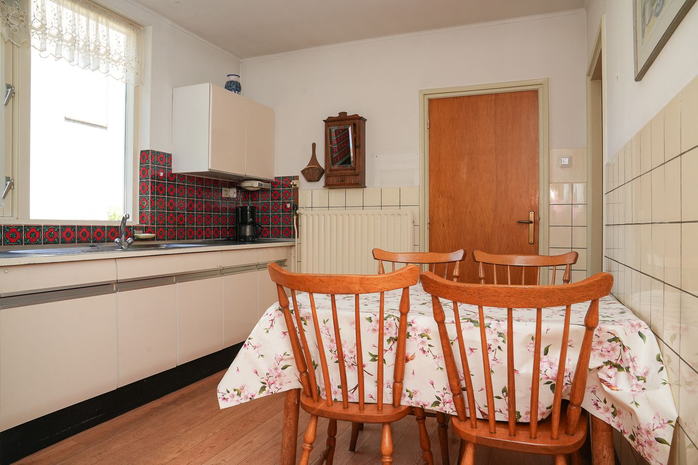 Photo 20 of Past. van Haarenstraat 7