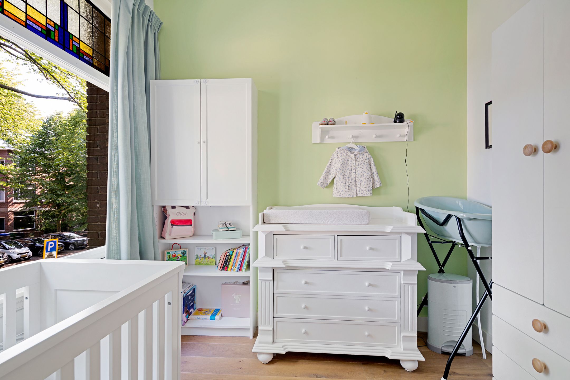 Foto 30 van Caan van Necklaan 236