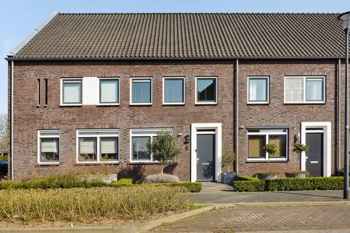 Foto 1 van Merensteinplein 8