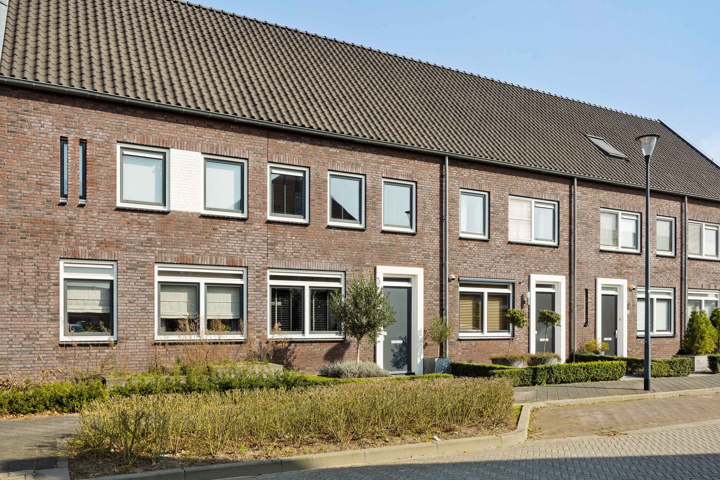 Foto 5 van Merensteinplein 8