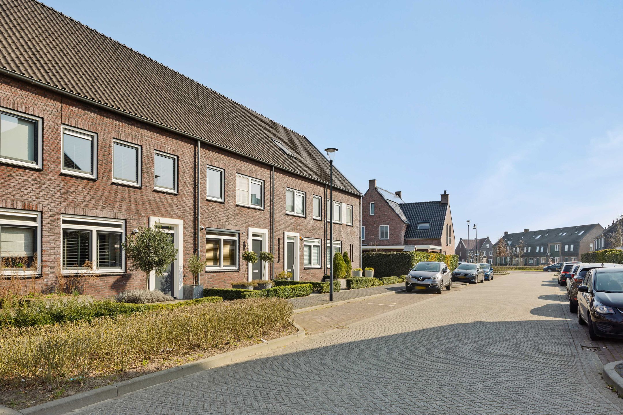 Foto 6 van Merensteinplein 8