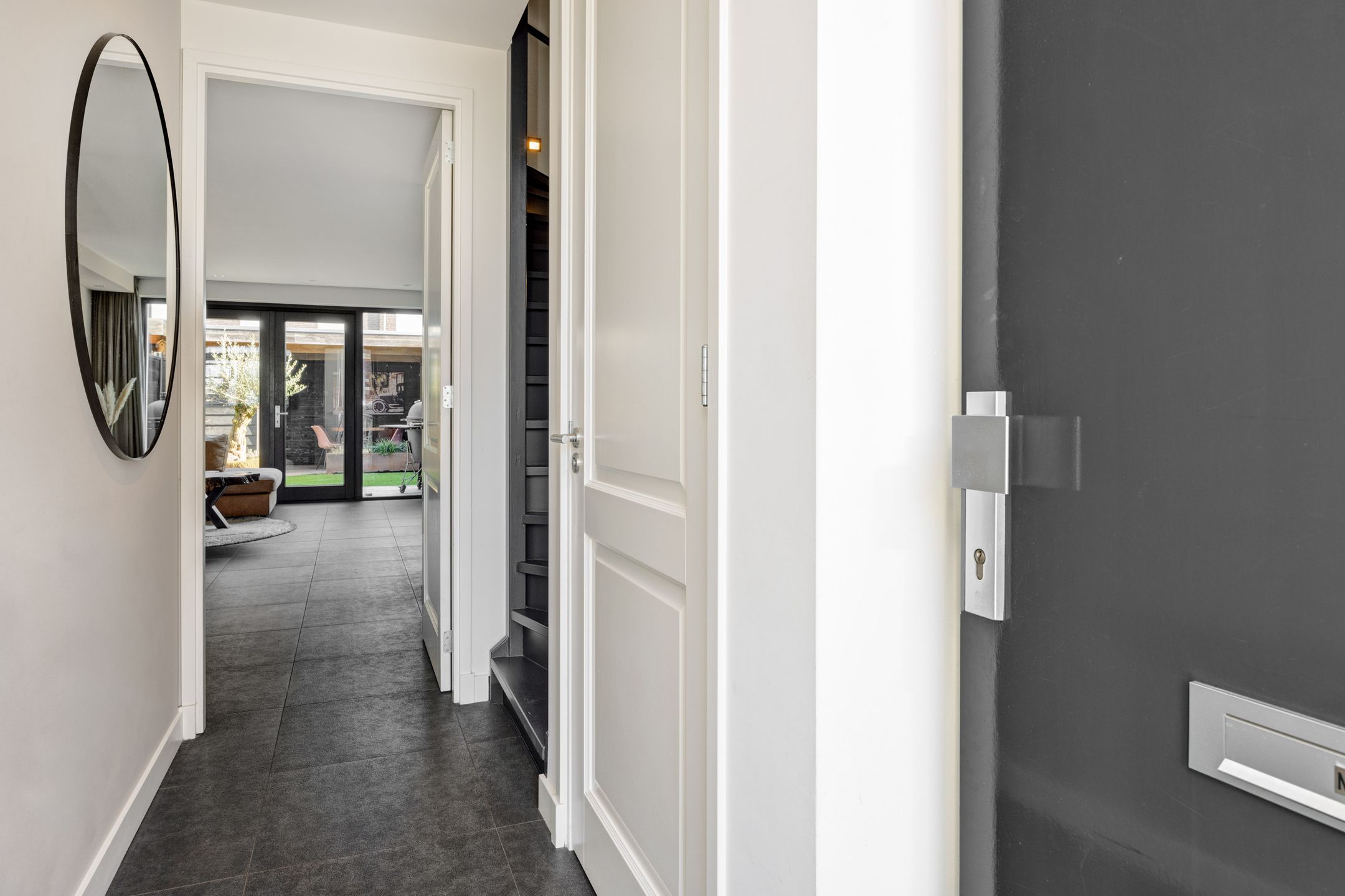 Foto 9 van Merensteinplein 8