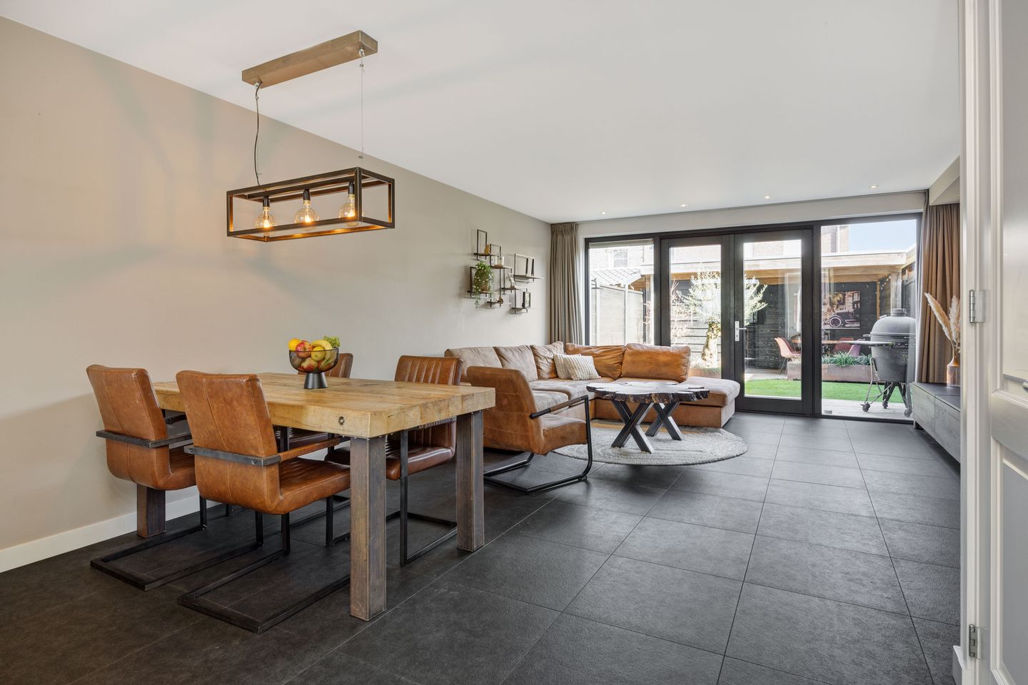 Foto 10 van Merensteinplein 8