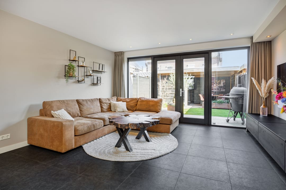 Foto 11 van Merensteinplein 8