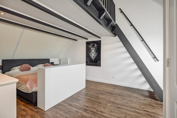 Foto 32 van Merensteinplein 8