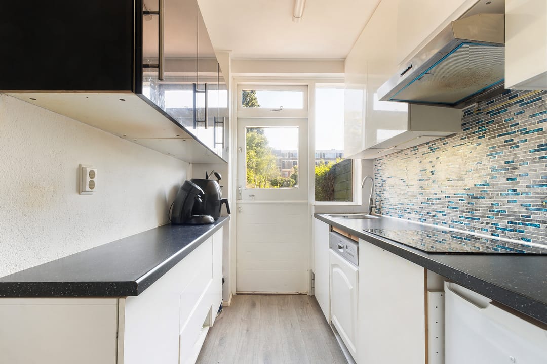 Photo 7 of Van Limburg Stirumplantsoen 14