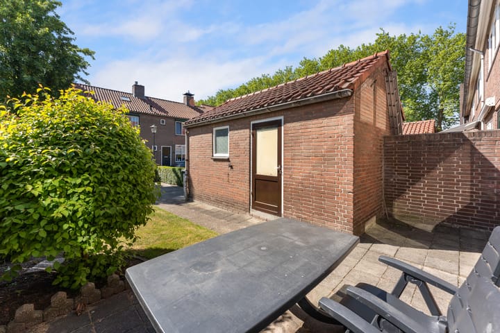 Foto 29 van Margrietweg 5