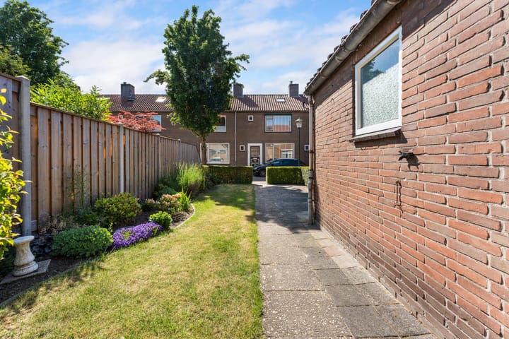 Foto 32 van Margrietweg 5