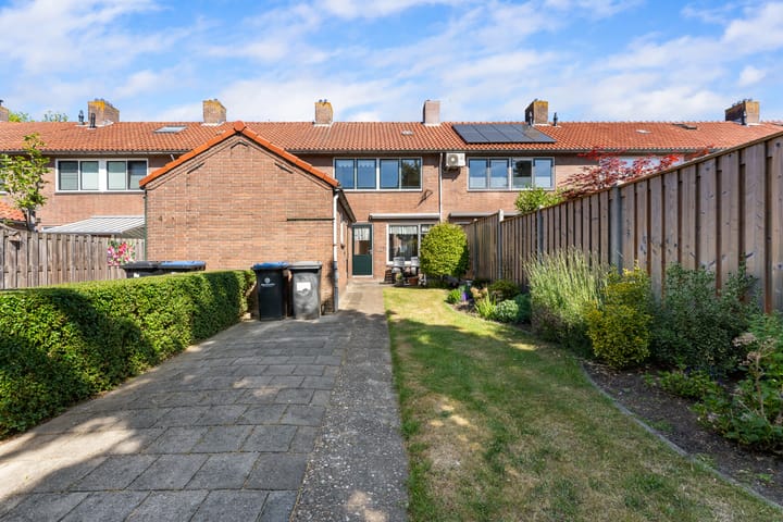 Foto 35 van Margrietweg 5