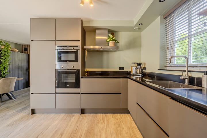 Foto 13 van Oudelaarstraat 2