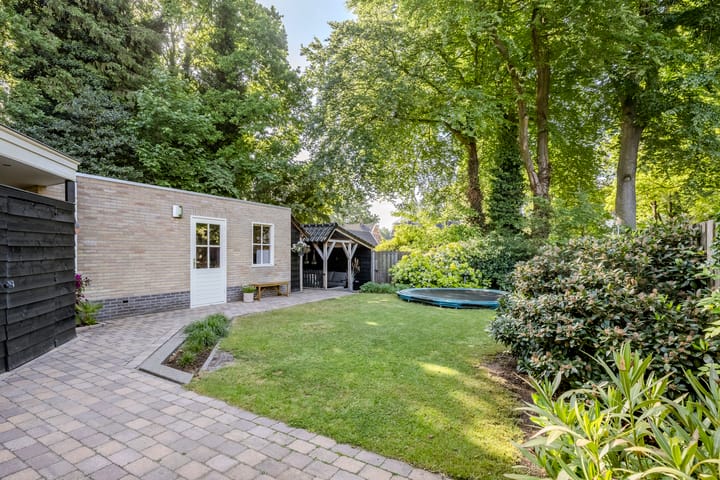 Foto 36 van Oudelaarstraat 2