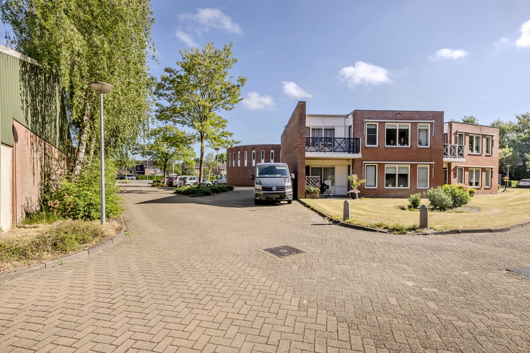 Foto 46 van Oudelaarstraat 2