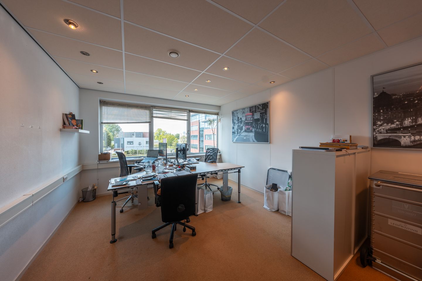 View photo 4 of Robijnstraat 38