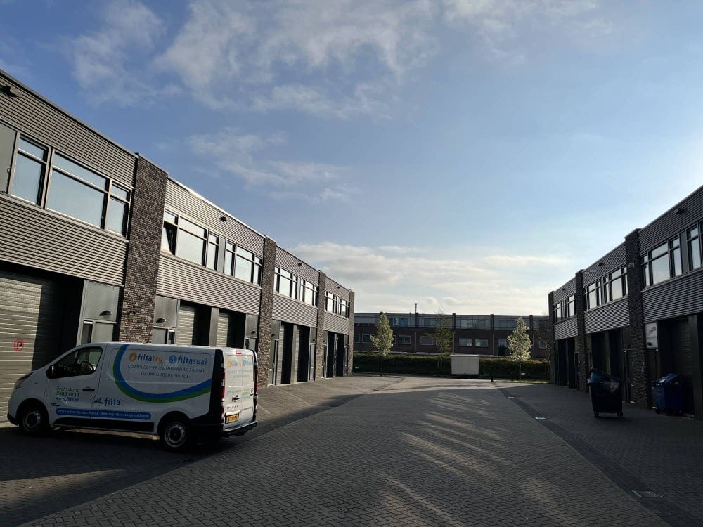 View photo 2 of Schepenstraat 13