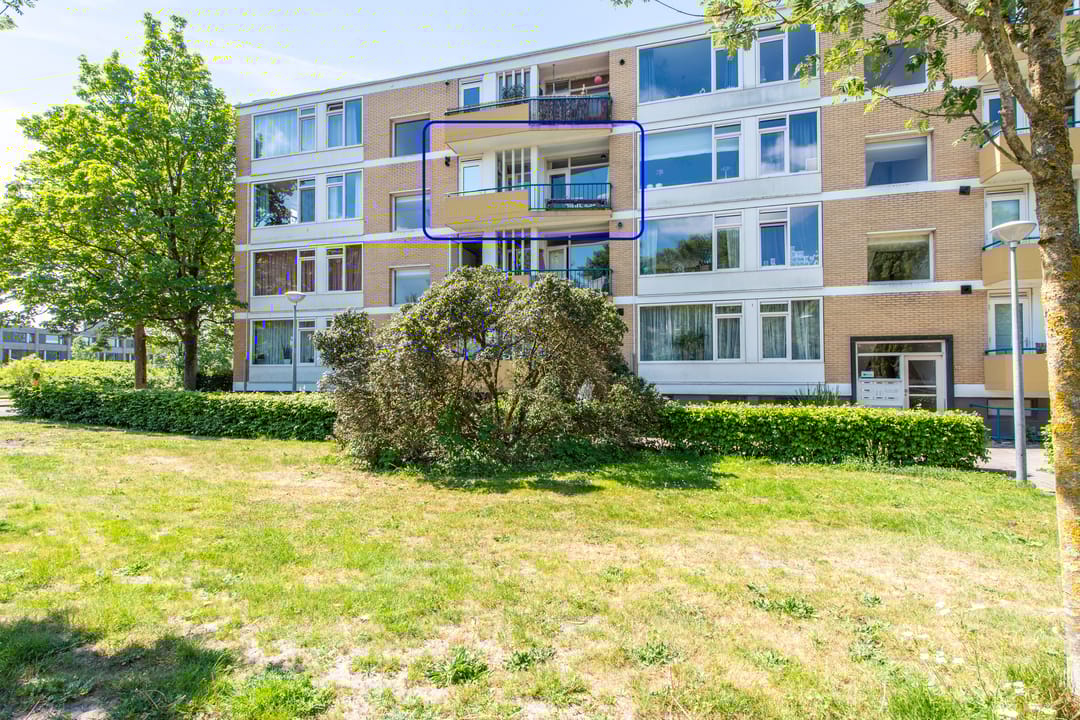 Photo 1 of Van Ostadelaan 10