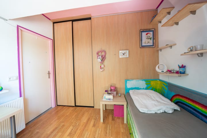 Photo 37 of Pauwoog 11