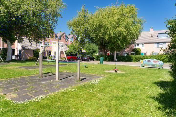 Photo 55 of Pauwoog 11