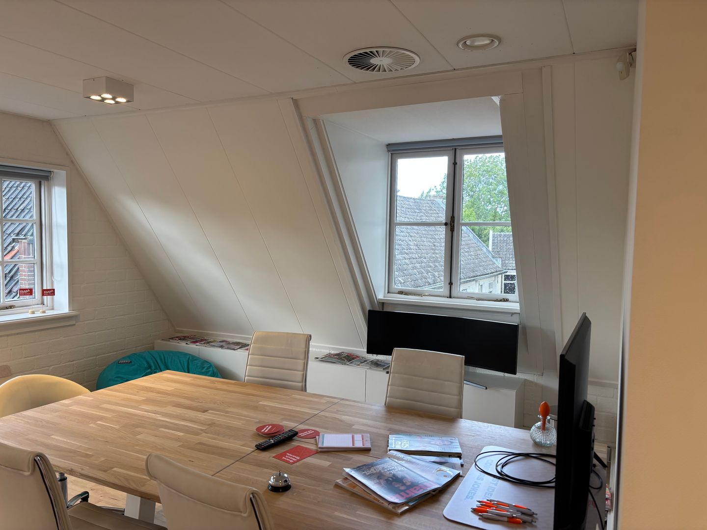 View photo 3 of Noordeinde 16