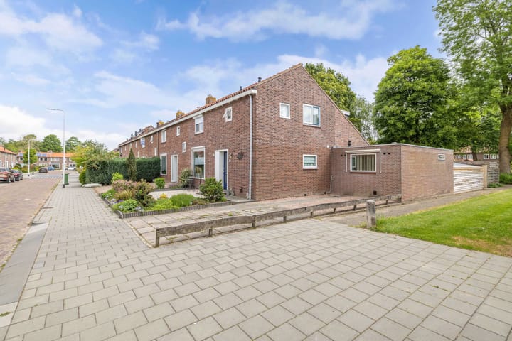 Photo 5 of Sportweg 11